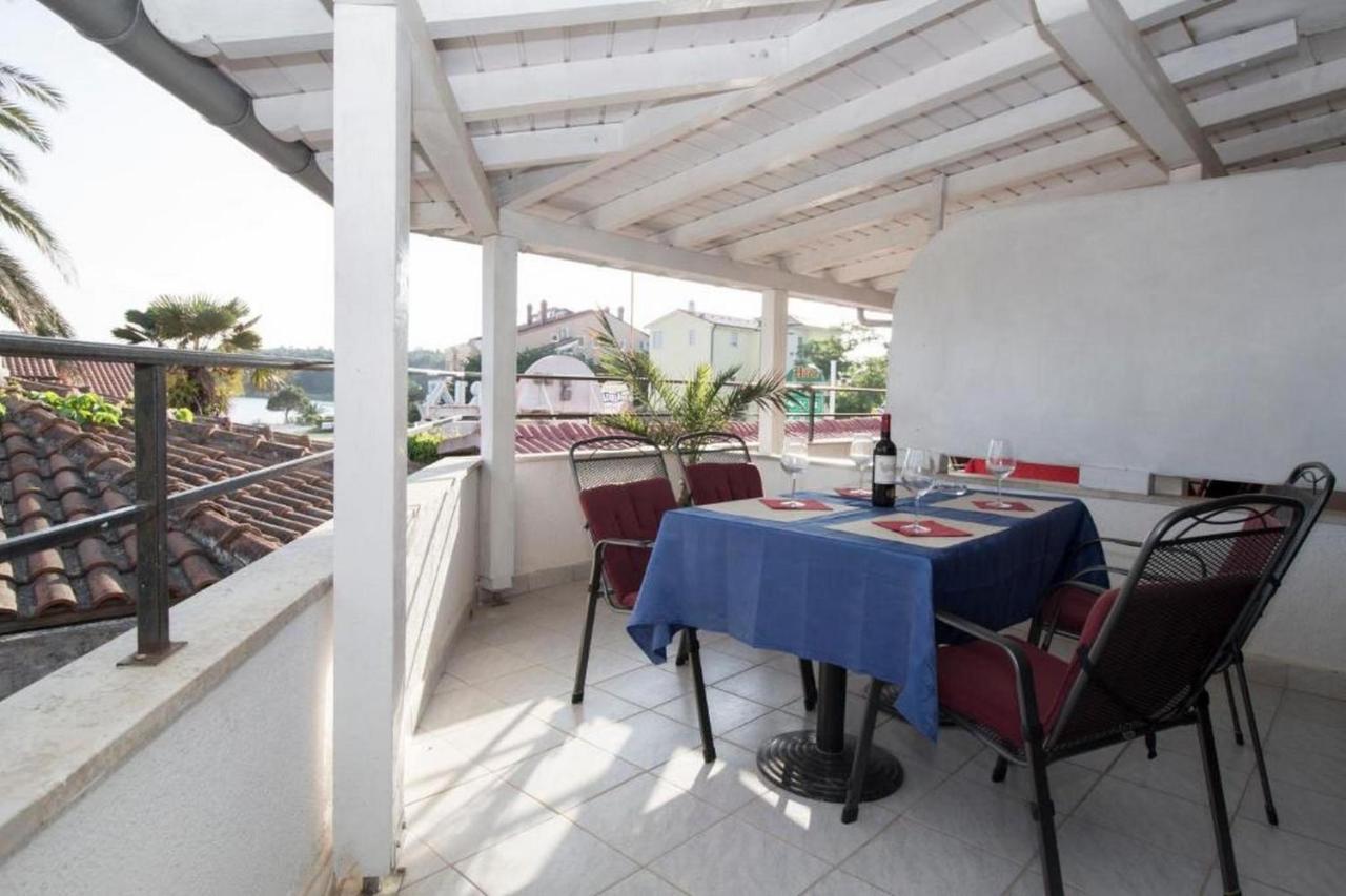 Apartments Palma Bed & Breakfast Medulin Extérieur photo