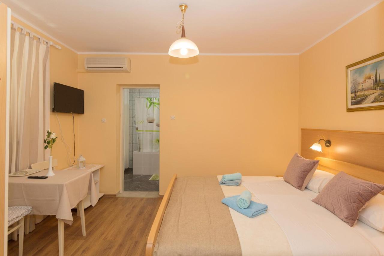 Apartments Palma Bed & Breakfast Medulin Extérieur photo