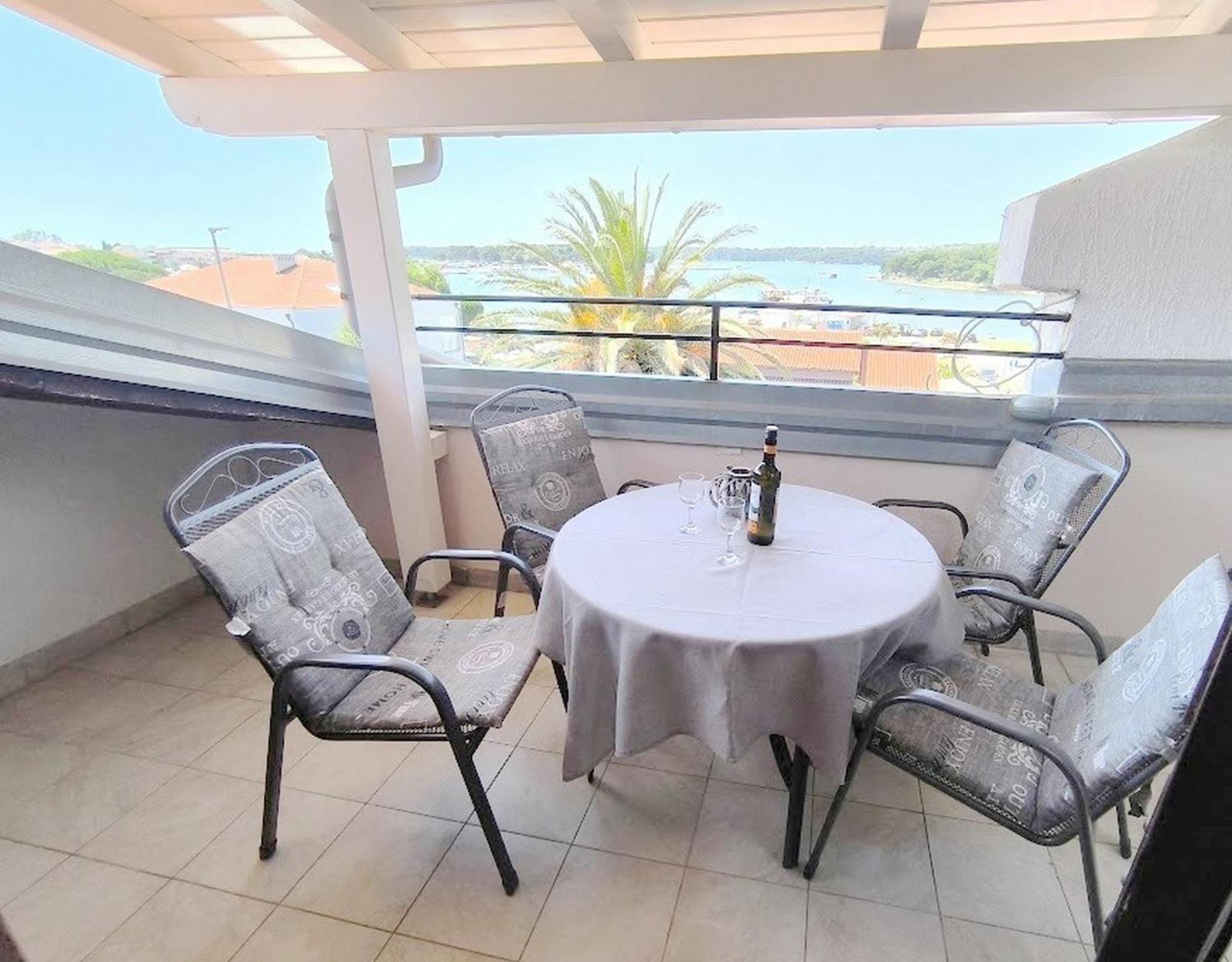 Apartments Palma Bed & Breakfast Medulin Extérieur photo